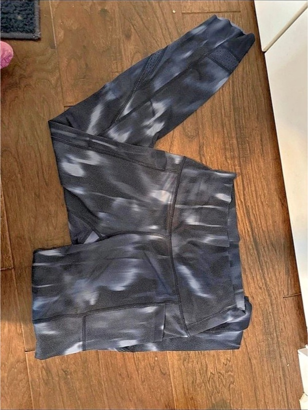 Tie-Dye Leggings Size Medium